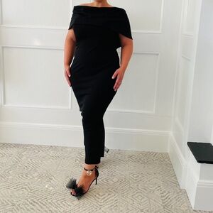 La Femme Classic Black Dress
